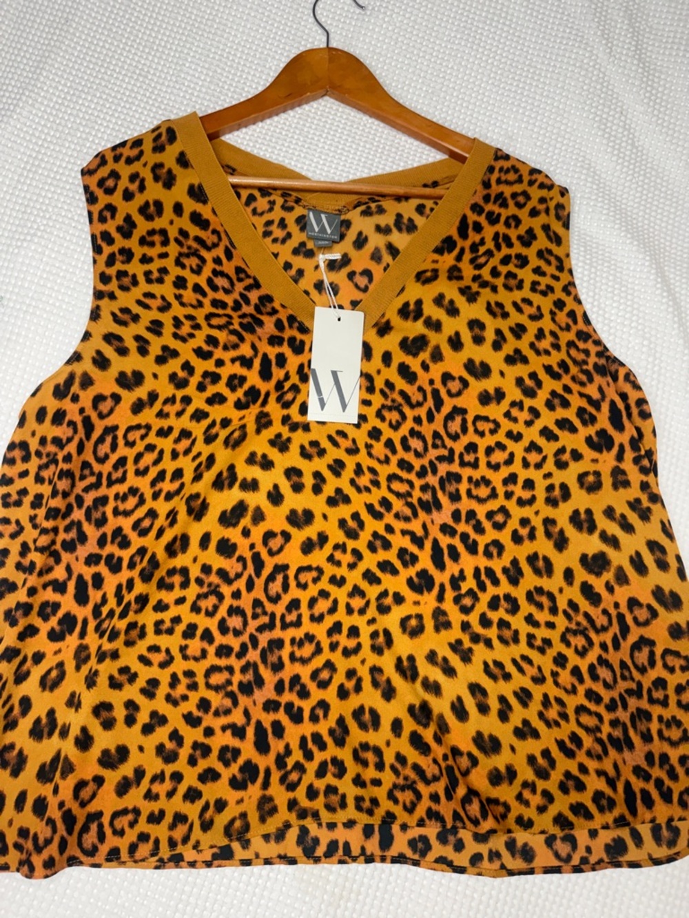 W by Worthington Leopard Print V-Neck Sleeveless Tank in Orange & Black - XXL